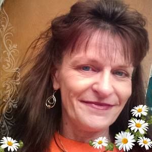 Meet your Posher, Dee